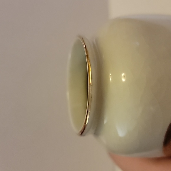 Vintage Japanese Vase - Picture 3 of 4